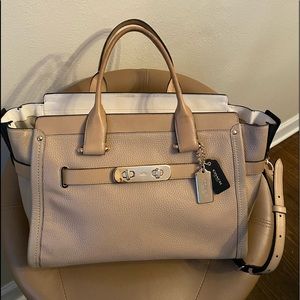 Coach Swagger 47 Carryall Leather 34409 satchel